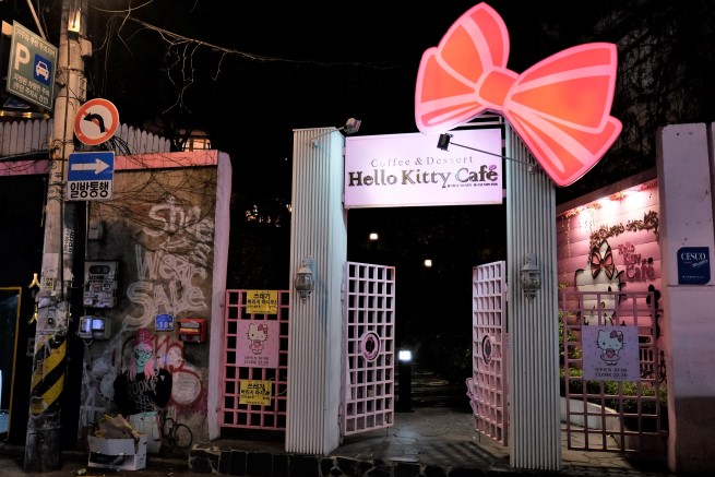 Hello Kitty Cafe (2)