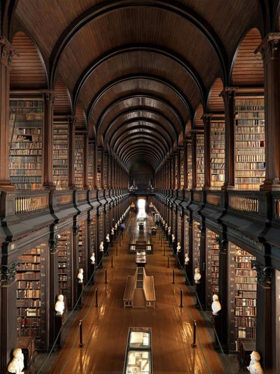 amazing-libraries-trinity-college-dublin1