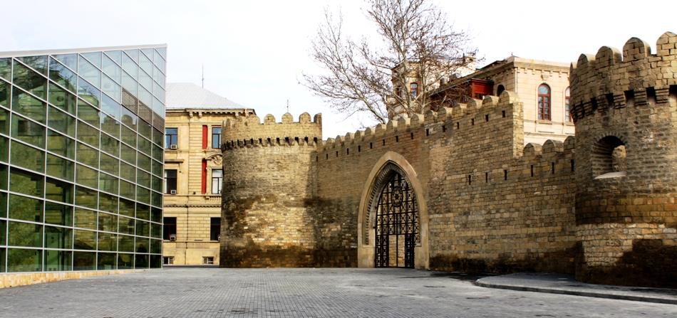 Fortress_of_Baku,_2010